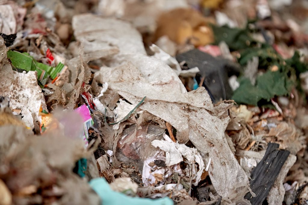 Analyse des déchets solides sédiments pour filière de dépollution par labo QUALYSE