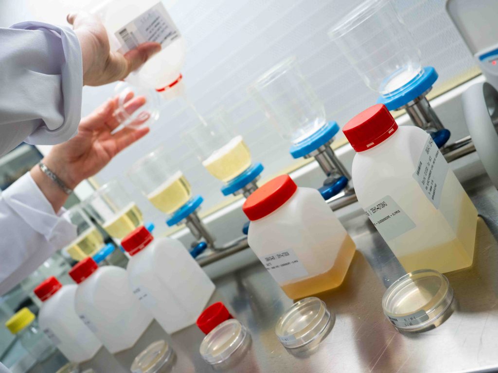 Analyses des eaux usées urbaines ou issues de sites industriels par Laboratoire QUALYSE