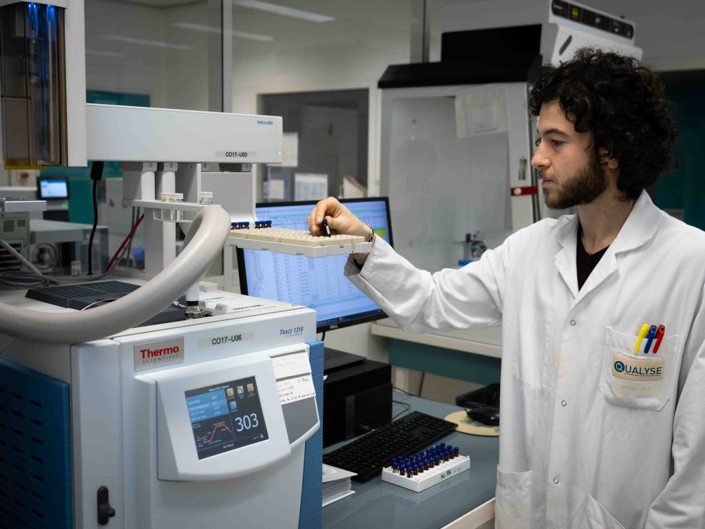 Expertise chimie hygiène alimentaire QUALYSE header